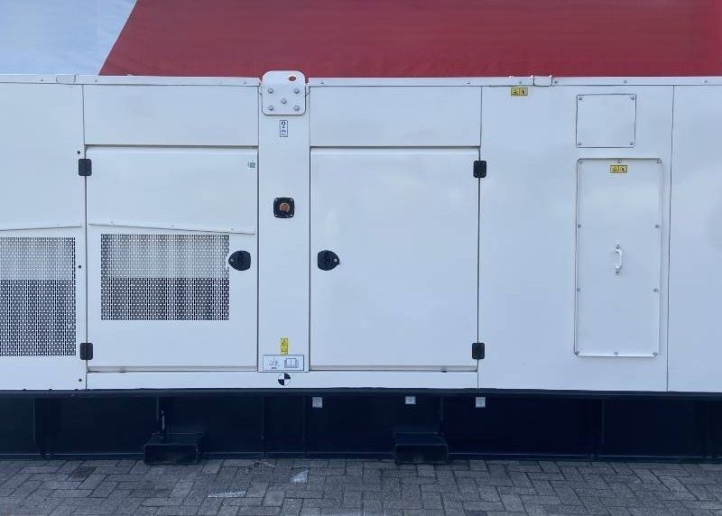 Agregat prądotwórczy CAT XQP550 - 550 kVA - Stage V