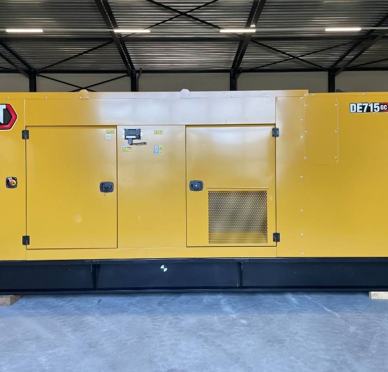 Agregat prądotwórczy CAT DE715GC - 715 kVA - Stand-by